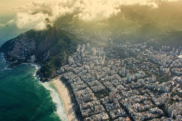 30-Rio-de-Janeiro-Brazil-The-Most-Amazing-High-Resolution-Aerial-Photos-From-Around-The-World