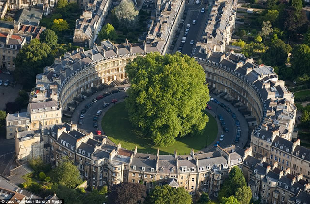 36-Bath-England-The-Most-Amazing-High-Resolution-Aerial-Photos-From-Around-The-World