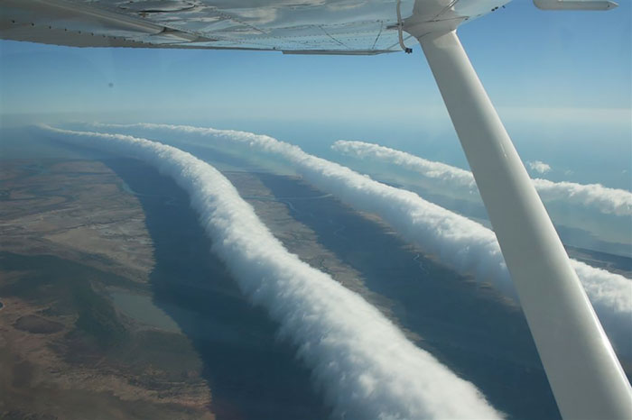 amazing-cloud-formations-10__700