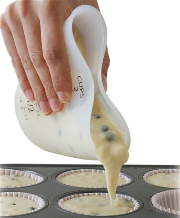 Flexible-Measuring-Cups