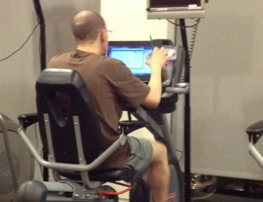 20-funniest-people-youll-ever-see-at-the-gym-17