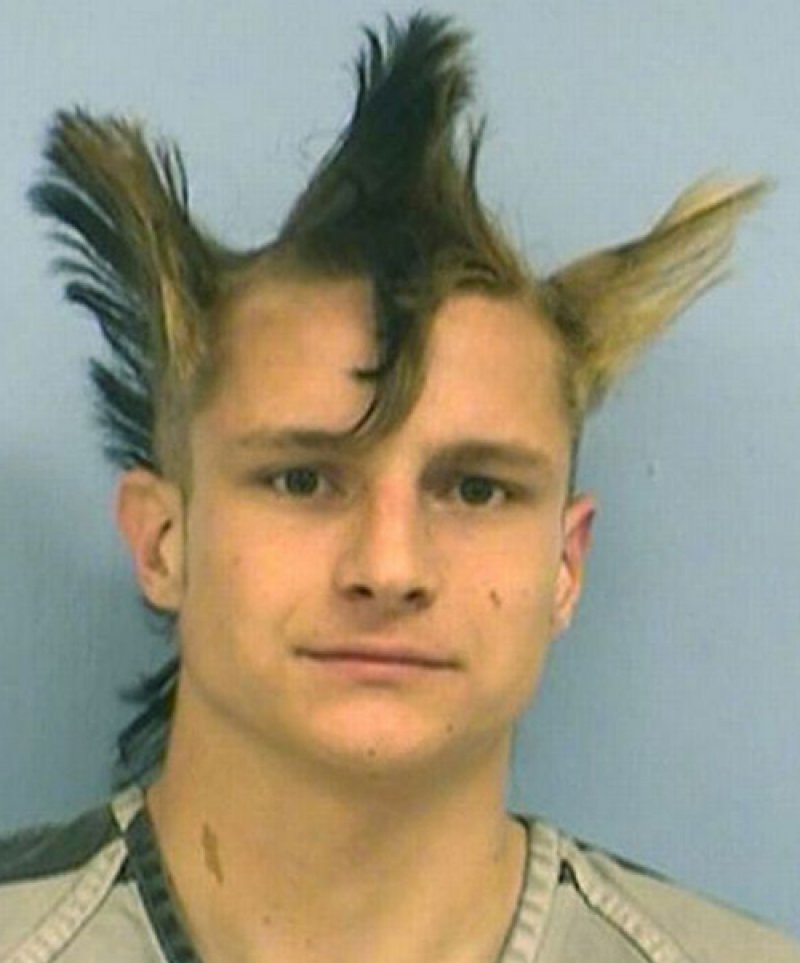 20-of-the-most-shocking-and-ugliest-male-haircuts-11