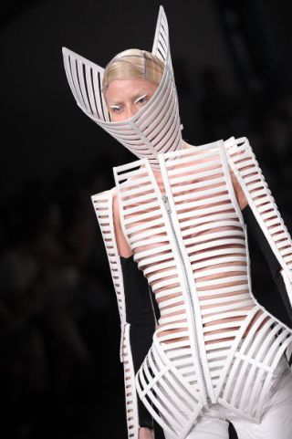Gareth Pugh: Runway - Paris Fashion Week Spring / Summer 2012