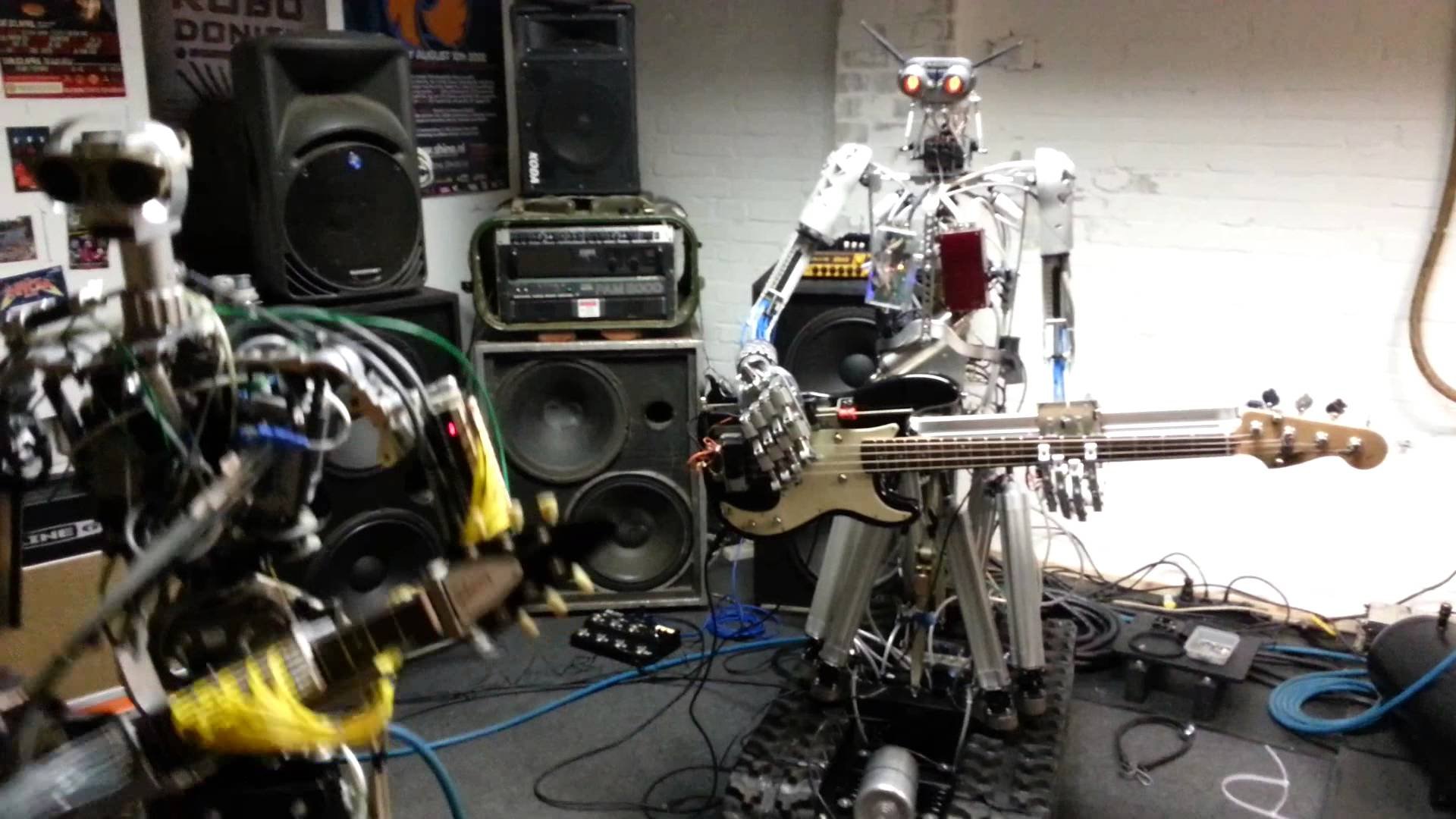 10-bizarre-things-that-robots-are-being-used-for-5