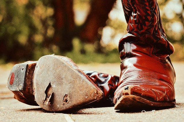 cowboy-boots-975113_640