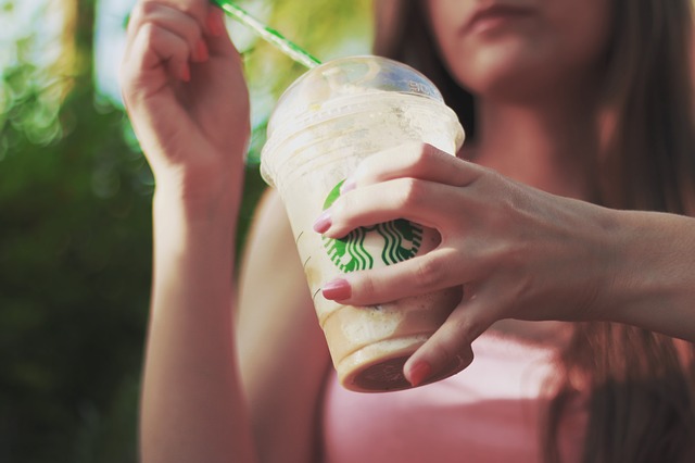 iced-coffee-410323_640